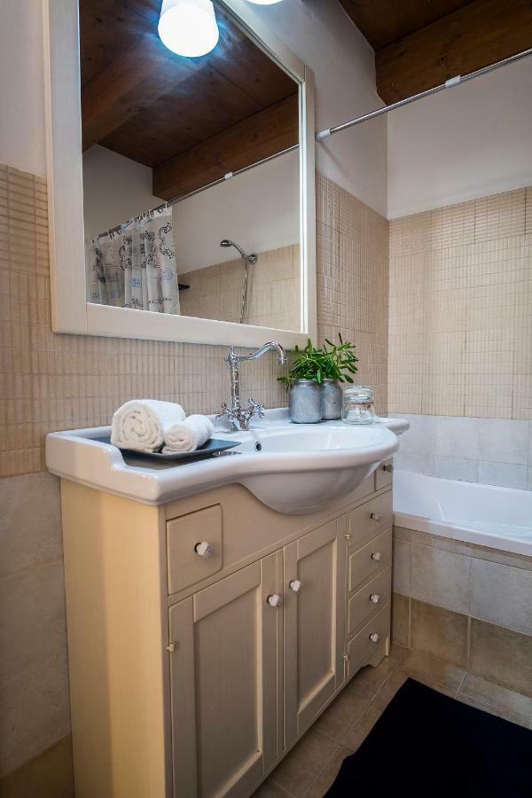דירות סירקוזה Loft La Casetta Ortigia מראה חיצוני תמונה